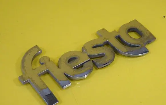 Ford Fiesta Manufacturers badge/model letters YS61-B42528-AA YS61B42528AA