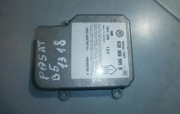 Volkswagen PASSAT B5 Airbag control unit/module 6Q0909605B 5WK42869