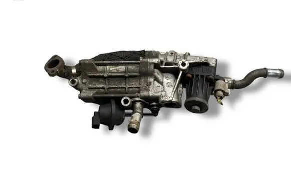 Land Rover Discovery 4 - LR4 EGR valve 701881050