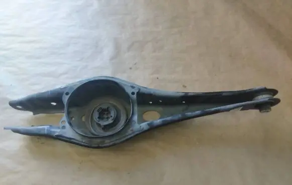 Volkswagen Golf VII Rear upper control arm/wishbone 5qm505311