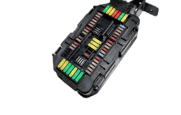 BMW X5 F15 Fuse module 6819653