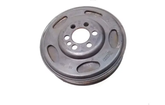 Volkswagen PASSAT B6 Crankshaft pulley 06F105243J