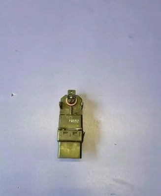 Renault Megane II Electric power window relay 440746