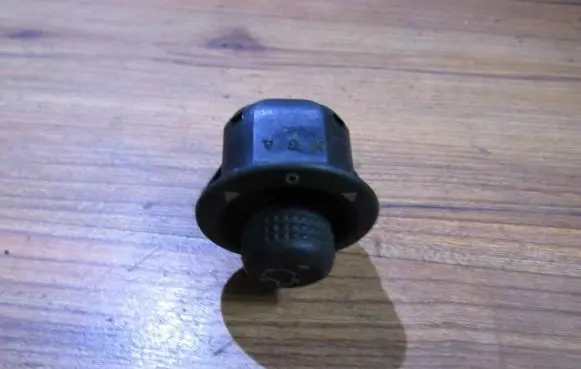 Ford Focus Wing mirror switch 93BG17B676BA