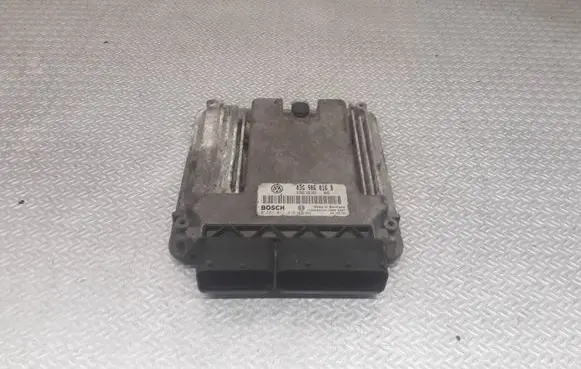 Volkswagen Golf V Engine control unit/module 03G906016B 1039S04434 0281011478