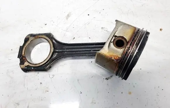 Mercedes-Benz C W203 Piston with connecting rod