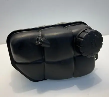 Mercedes-Benz E W211 Coolant expansion tank/reservoir 2115000049 A2115000049