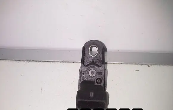 BMW 5 E39 Camshaft speed sensor 0261230046