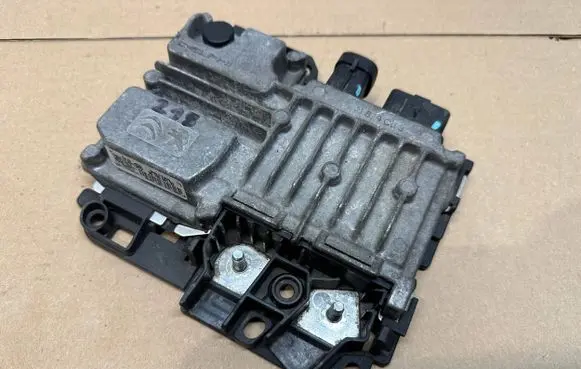 Peugeot 2008 I Other control units/modules 9819596180 28535616 17794385170