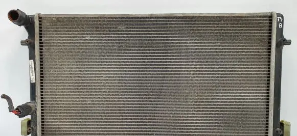 Audi TT Mk1 Coolant radiator 1J0121253AD