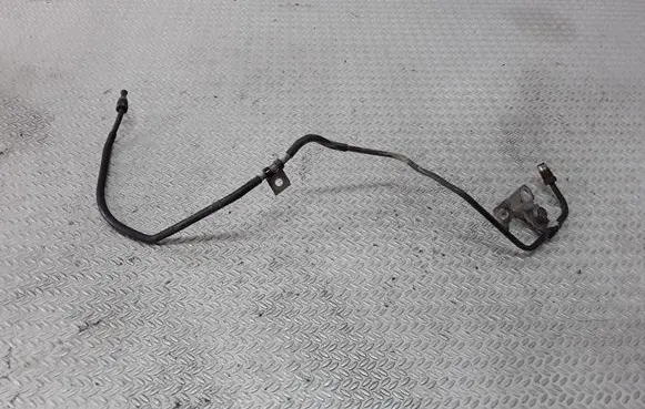 Toyota Avensis T220 Clutch pipe/line 