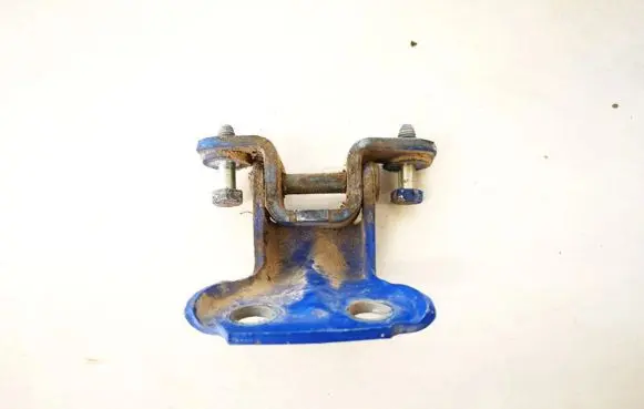 Mitsubishi Space Star Rear door lower hinge