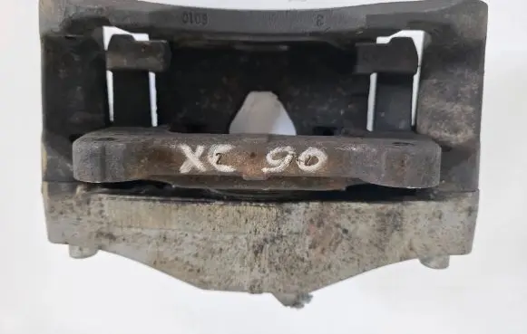 Volvo XC90 Front brake caliper 30657303