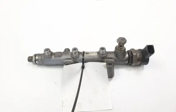 Audi A8 S8 D4 4H Fuel main line pipe 059130090CA
