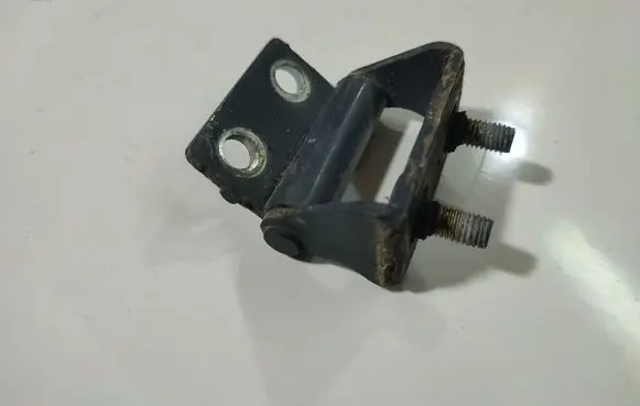 Mitsubishi Grandis Front door upper hinge 