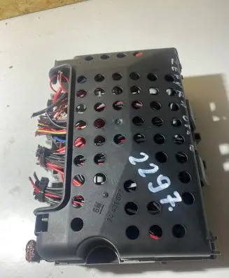 Opel Zafira A Fuse box set 24431677