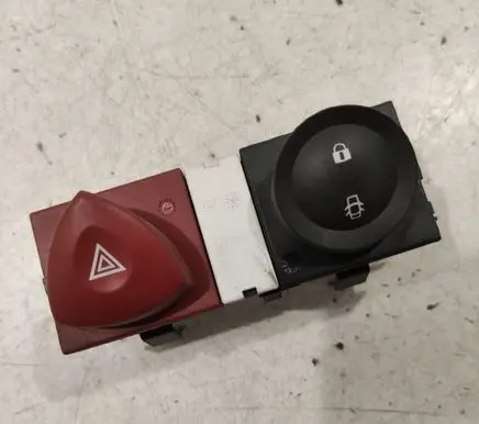 Renault Megane II Hazard light switch 8200095493