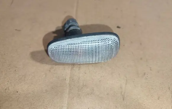 Opel Astra G Front fender indicator light 90580403