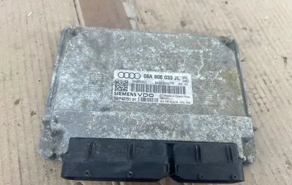 Audi A3 S3 8P Engine control unit/module 06A906033J 5WP4075101 06A906033JL