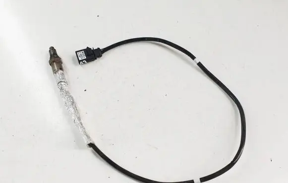 Audi A3 8Y Lambda probe sensor 04e906262je
