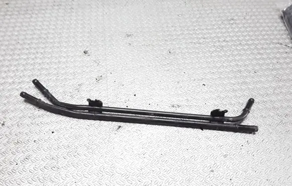 Volkswagen Polo III 6N 6N2 6NF Fuel injector supply line/pipe 