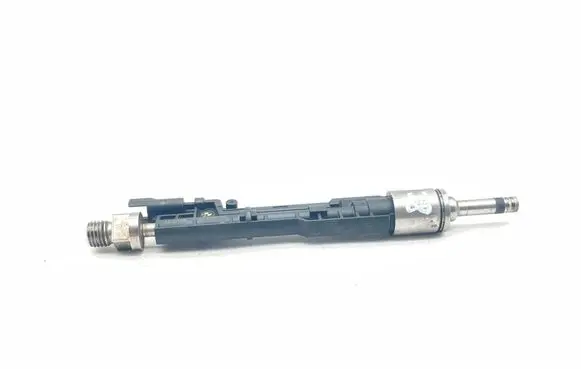 BMW 7 G11 G12 Fuel injector 13648638255