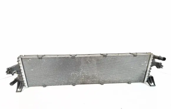 Ford Focus Optional radiator JX618D048BD 06112019 FK8BA