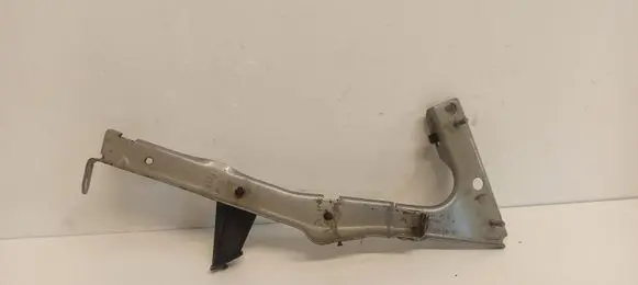 Audi A5 8T 8F Front bumper mounting bracket 8T0821135A