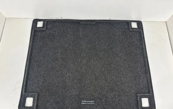 Volkswagen Touareg II Trunk/boot mat liner 7P0061166 7P00611664