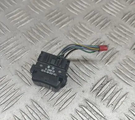 Mercedes-Benz E W124 Electric window control switch A1248208910