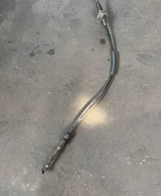 Jeep Wrangler Gear shift cable linkage 68281541AB