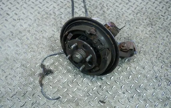 Honda Civic Rear wheel hub spindle/knuckle 