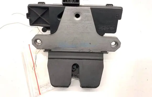 Volvo V50 Tailgate exterior lock 4N51-A442A66-AN