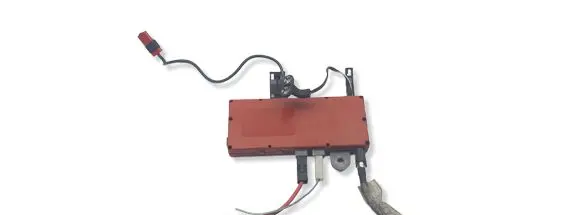 Volvo V70 Aerial antenna amplifier 8637600 AAR30732