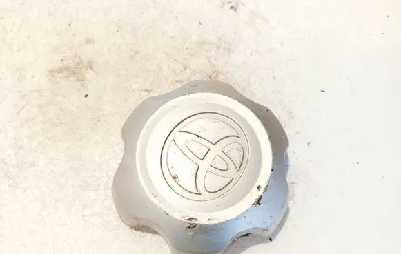 Toyota Hilux (AN10, AN20, AN30) Original wheel cap 426030k050