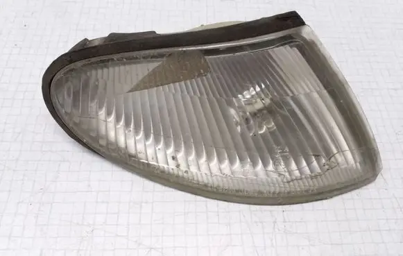Mazda 323 F Front indicator light 21261700 010071
