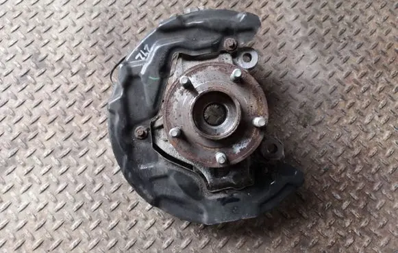 Ford Mondeo MK V Front wheel hub DG9C3K170A