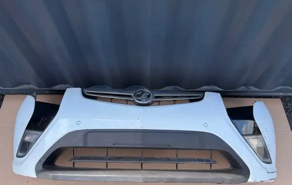 Opel Ampera Front bumper 25975471