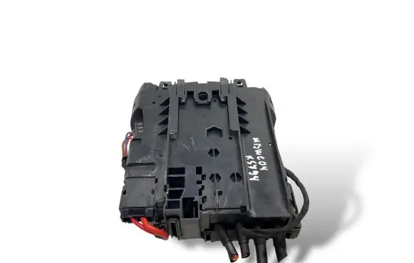 Mercedes-Benz C W204 Battery control module A2045403750