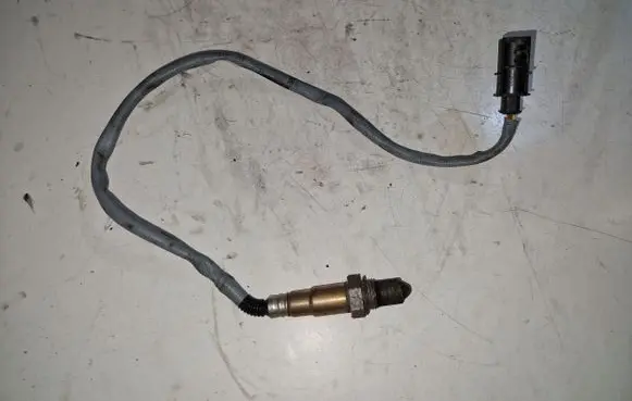 Mercedes-Benz E W212 Lambda probe sensor 0005456229