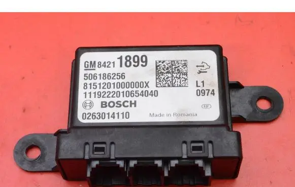 Opel Insignia A Engine control unit/module ECU 84211899
