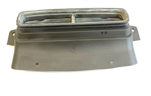 Mercedes-Benz AMG GT R190 C190 Intercooler air channel guide A1906252800