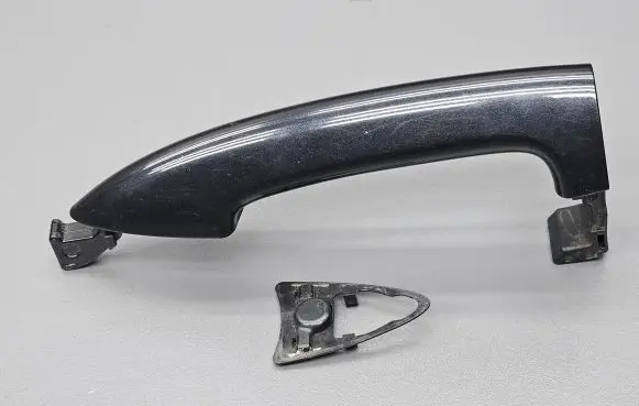 KIA Venga Rear door exterior handle