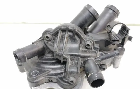 Skoda Fabia Mk3 (NJ) Water pump 04E121042 04e109111j