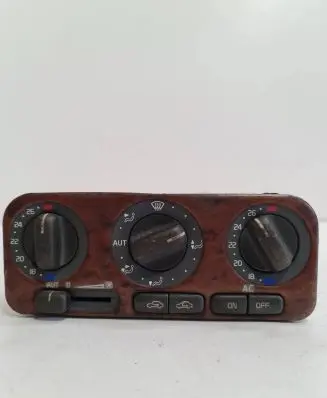 Volvo V70 Climate control unit