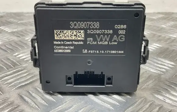 Skoda Superb B8 (3V) Light module LCM 3Q0907338