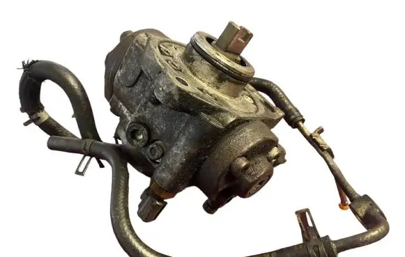 Toyota Avensis T250 Fuel injection high pressure pump 221000R011 HU2940000870 07273