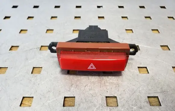 Honda FR-V Hazard light switch M27745