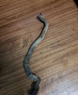 Volkswagen PASSAT B4 Engine coolant pipe/hose