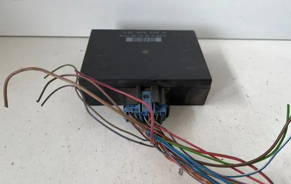 Volkswagen Golf IV Comfort/convenience module 1J0959799H 5DK00795100 154797